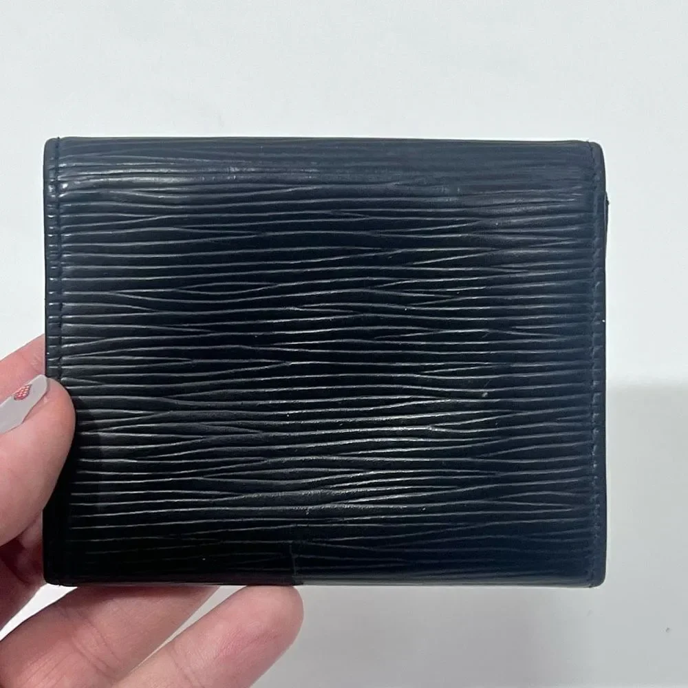 Louis Vuitton Epi Porte Monnaie black leather coin wallet, Authentic LV vintage